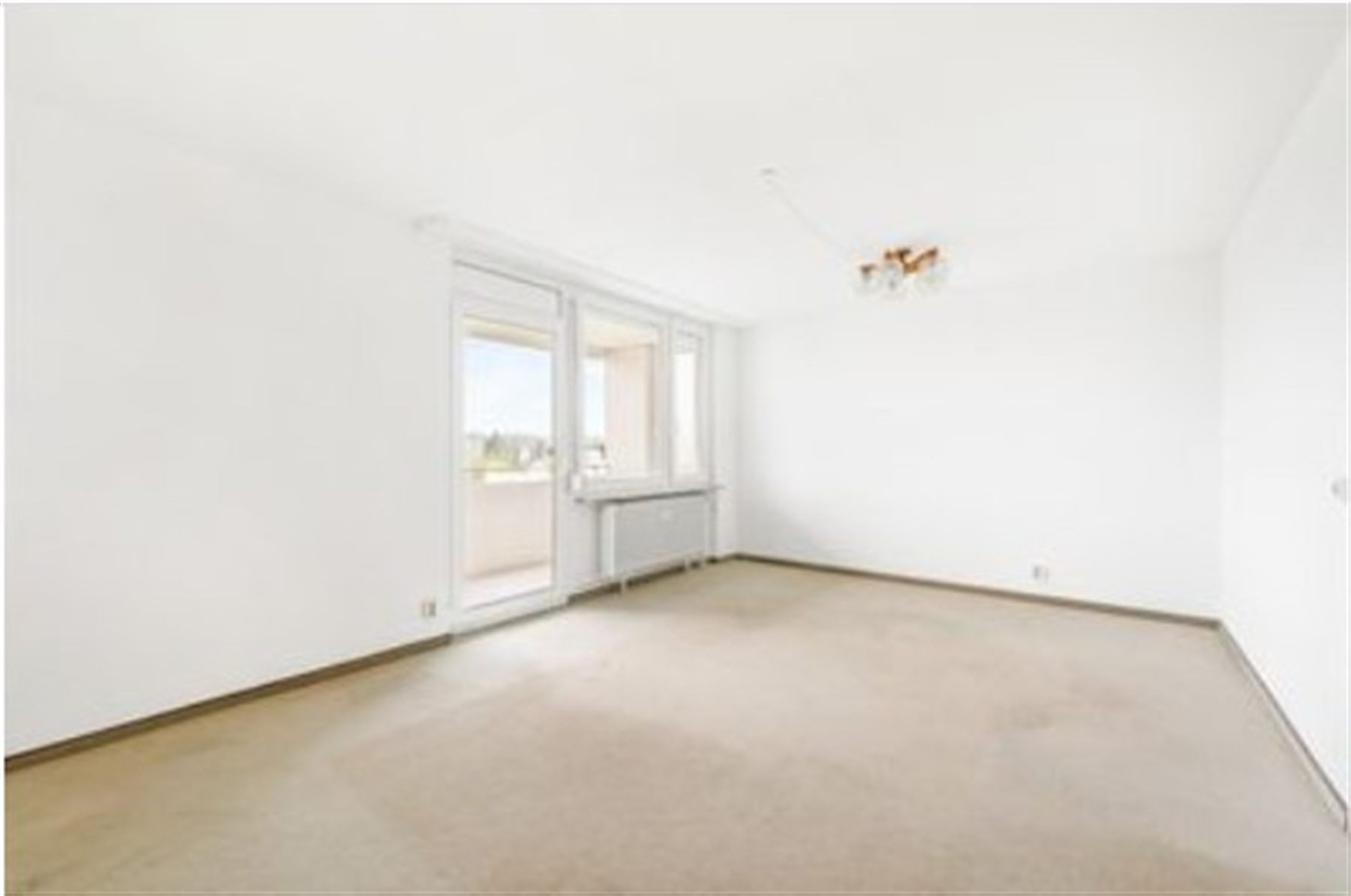 Wohnzimmer vor der Modernisierung